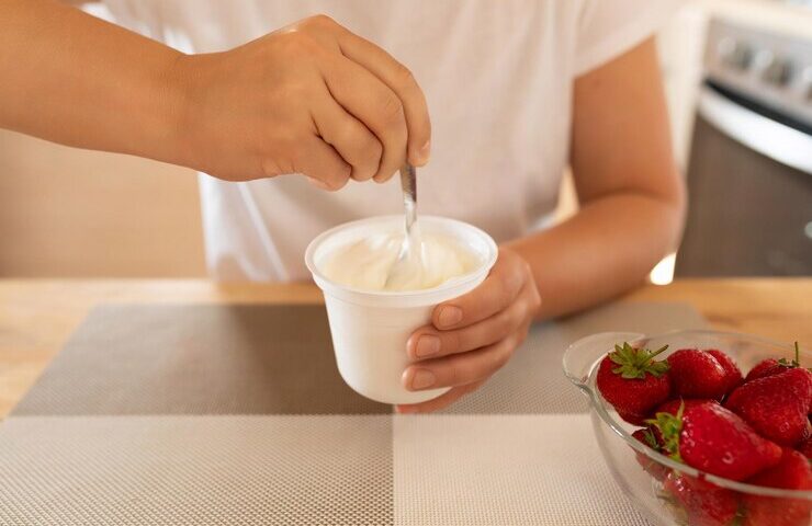 Benefits and Versatile Uses of Greek Yogurt